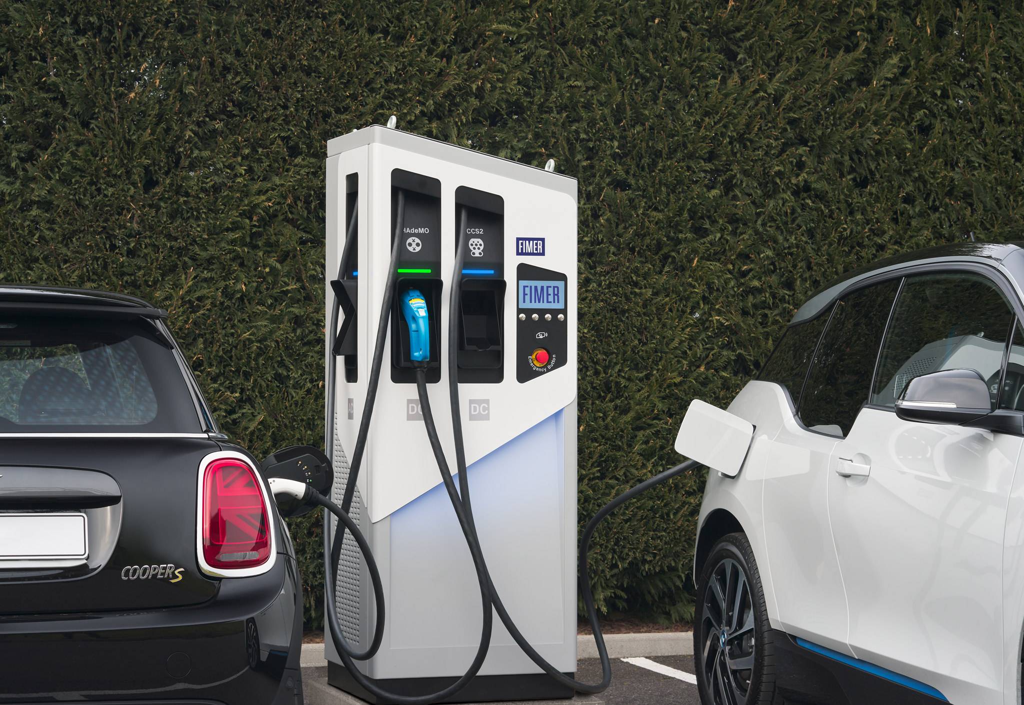 EV commercial charging station