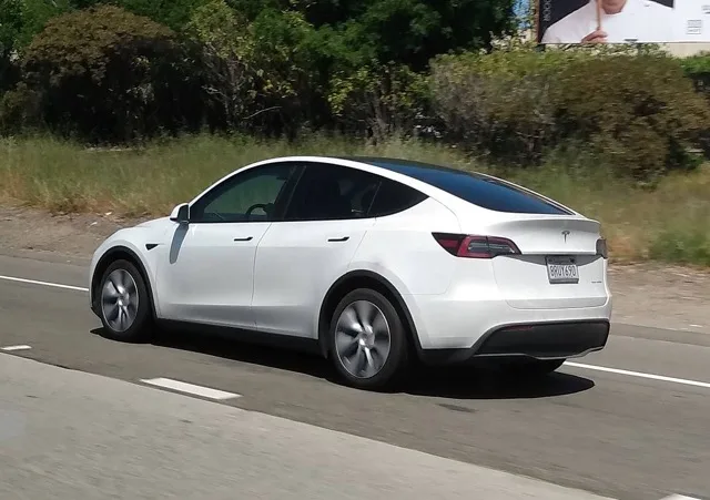 Tesla model Y 